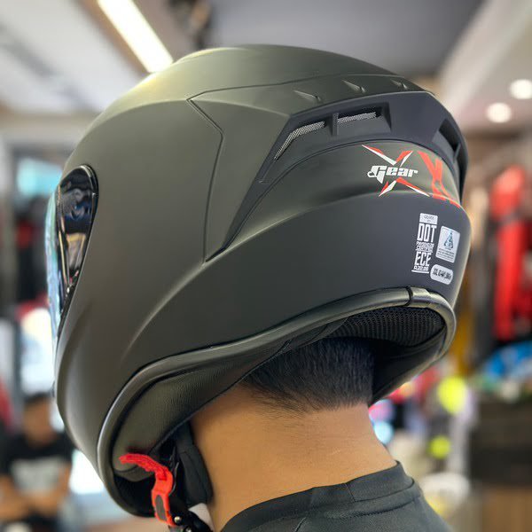 X Helmet- X1 Matt Black (Free Black Visor+Key Ring)