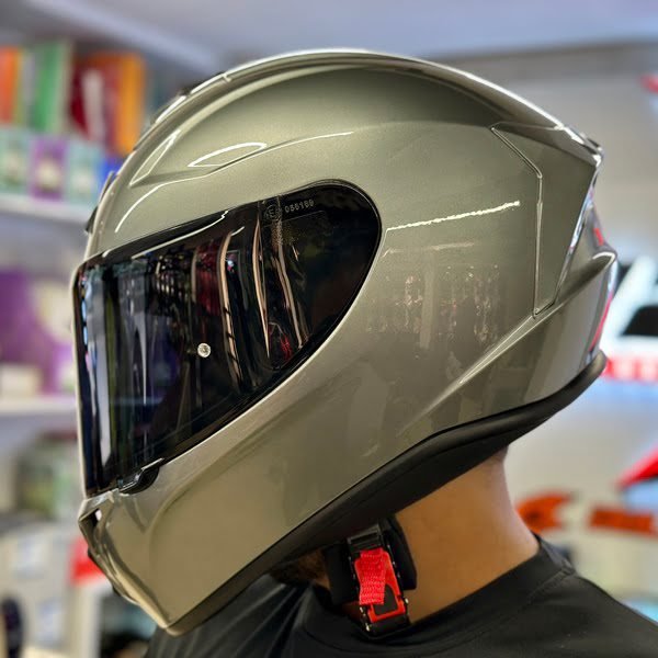 X Helmet- X1 Silver