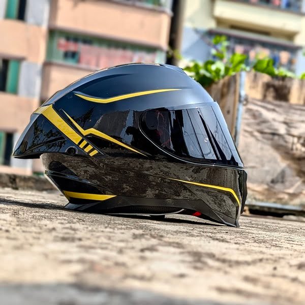 X2 Blazing Black GearX X2- Blazing Black (Free Smoke Visor & Spoiler)